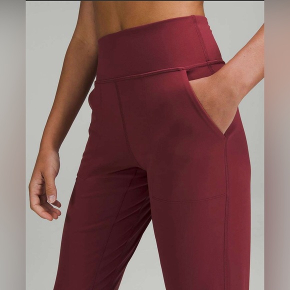 Lululemon Align High-Rise Jogger in 
Mulled Wine size 4 - Picture 11 of 12